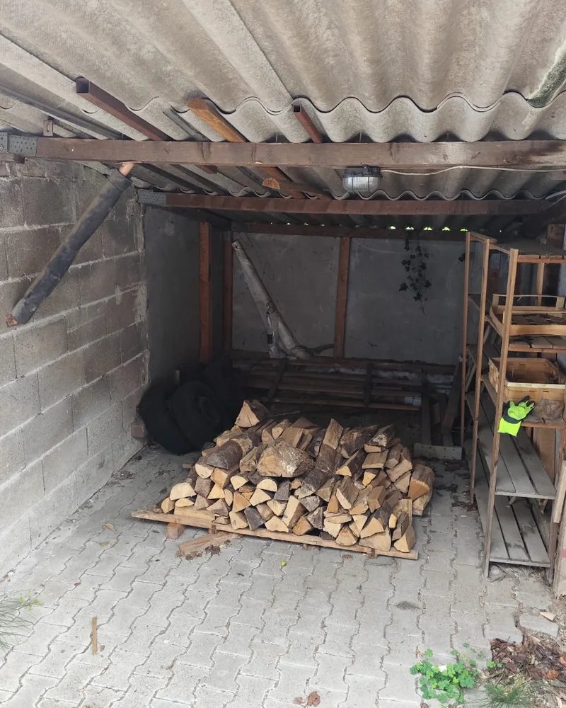 Garagenentrümpelung Bad Herrenalb — Referenz: Garage vor der Räumung
