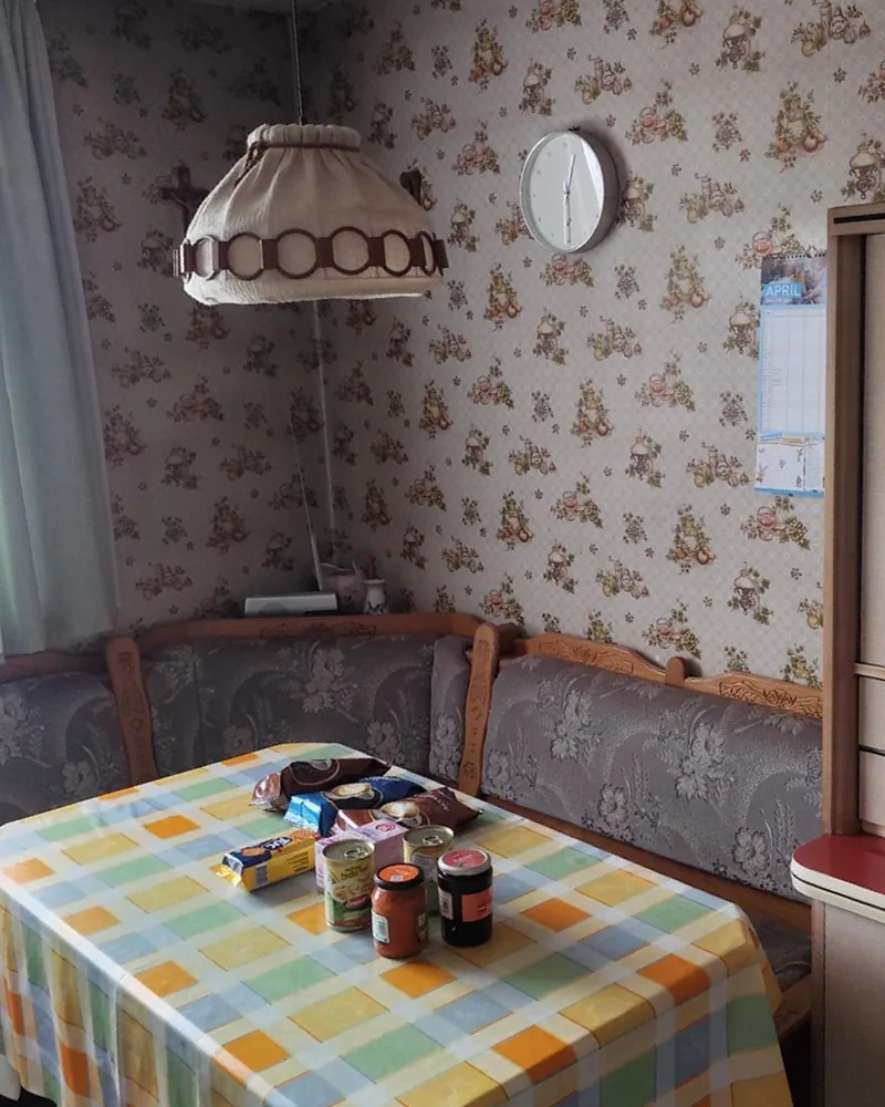 Wohnungsauflösung Gernsbach — Referenz: Wohnküche vor der Räumung