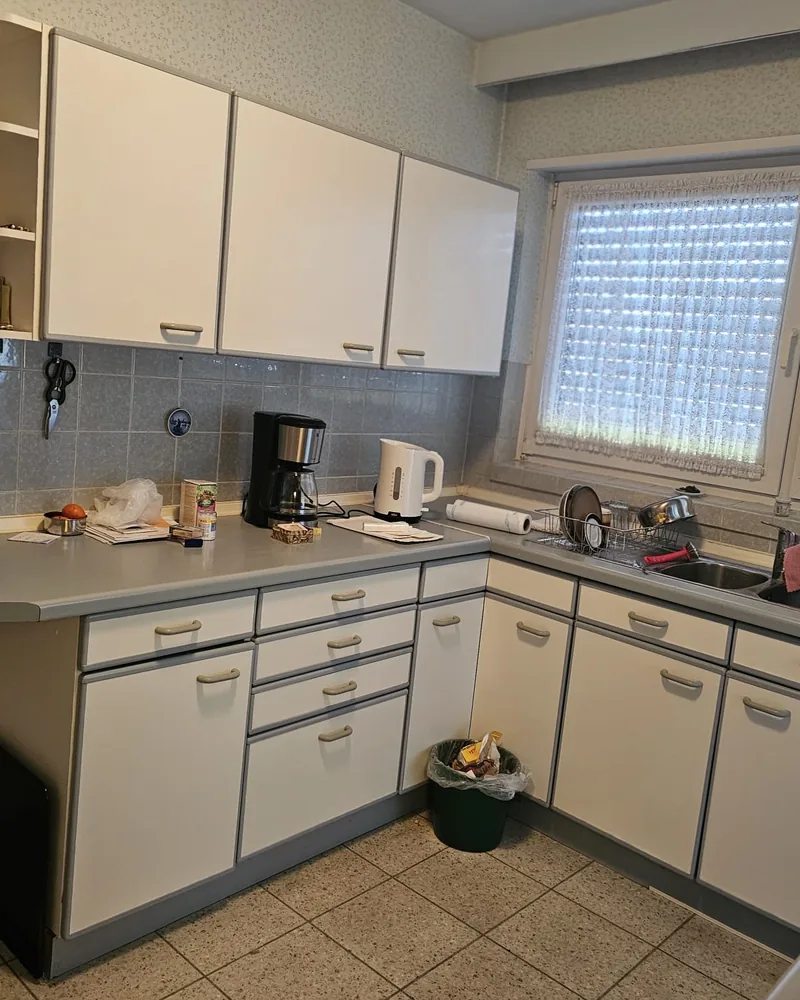 Wohnungsauflösung Loffenau — Küche vor der Räumung, voll möbliert