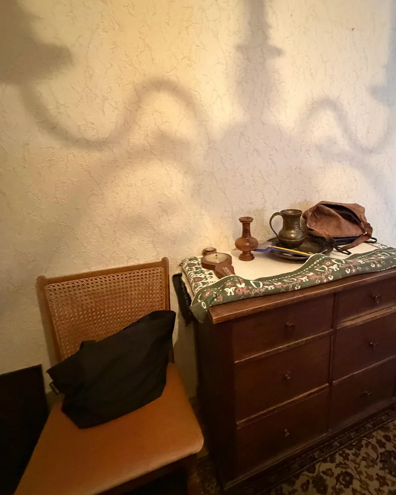 Entrümpelung Gernsbach — Wohnraum vor der Räumung, voll möbliert